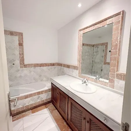 Apartment Luxurious Golden Mile *